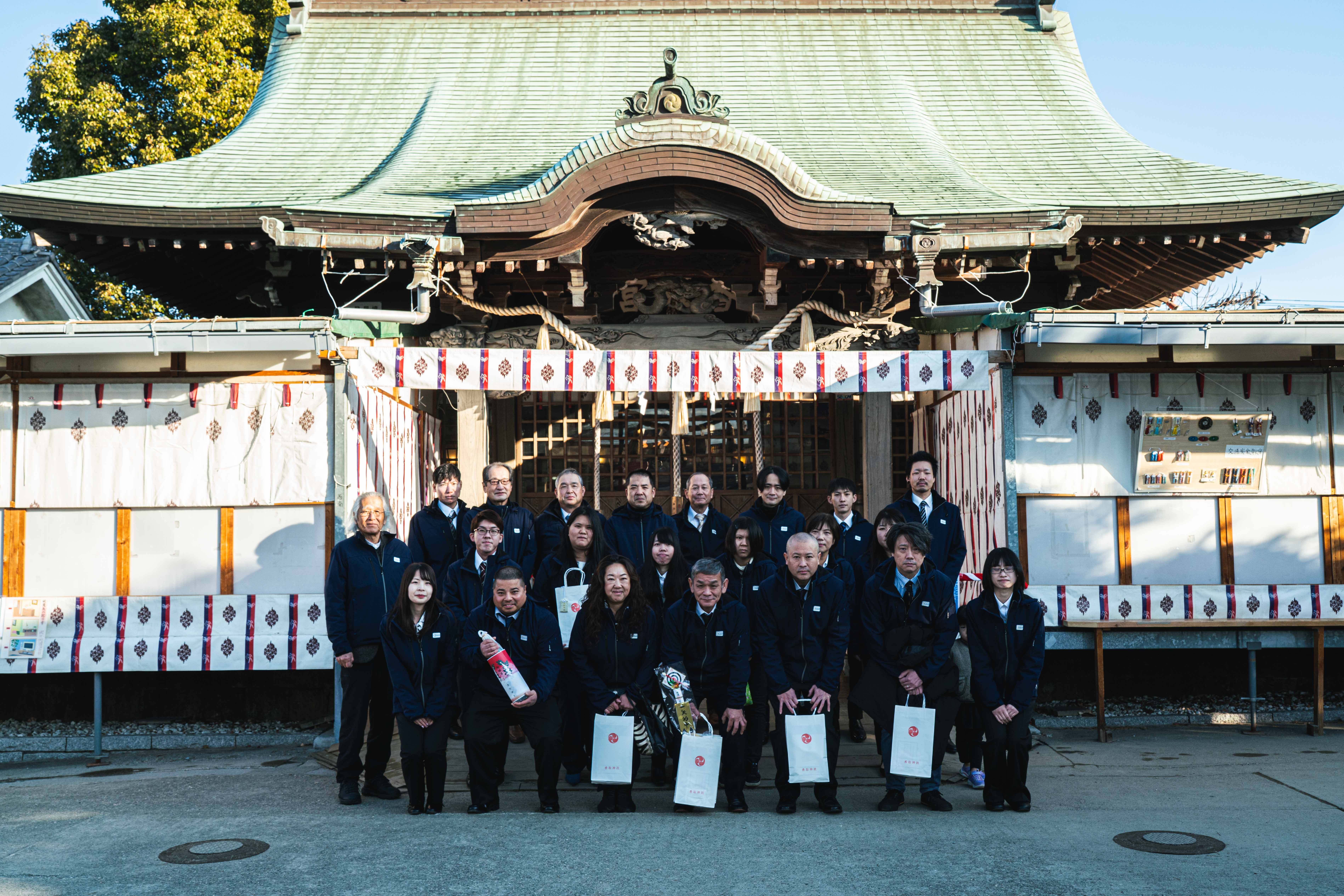 「神頼み」ではない。私たちが仕事始めに、まず地元の神社へ向かう本当の理由。